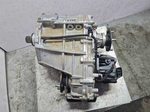 Caja Transfer Toyota Land Cruiser LIFE 173CV 127KW
