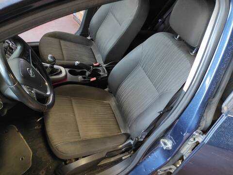 Asiento Delantero Izquierdo Opel Astra A17DTR BERLINA