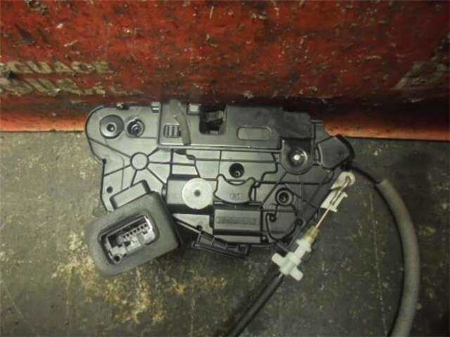Cerradura Puerta Delantera Derecha Volkswagen Golf 1.6 TDI