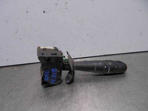 Mando Multifuncion Renault Megane 1.9 D AUTHENTIQUE BERLINA 80CV 59KW I FASE 2 BERLINA BA0)