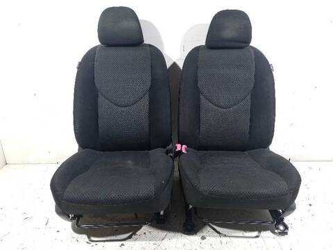 Asientos Traseros Toyota Rav4 EXECUTIVE 136CV 100KW