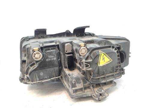 Foto 2ª: Faro Derecho Audi A4 2.5 TDI AVANT 163CV 120KW [BFC] (2003)