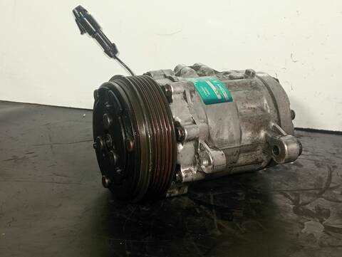 Foto 2ª: Compresor Aire Acondicionado Volkswagen Polo 1.2 12V 64CV (2001)