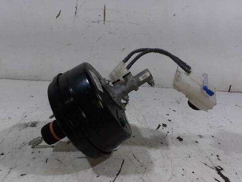 Foto 3ª: Servofreno Mercedes Clase V 200 136CV 100KW (2014)