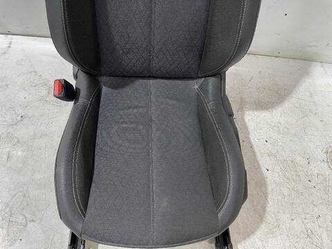 Foto 2ª: Asiento Delantero Izquierdo Opel Corsa EDITION 101CV [F 12 XHL] (2019)