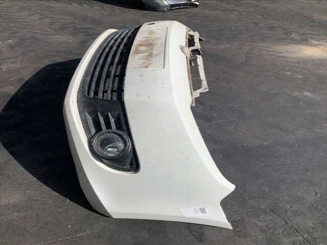 Foto 3ª: Paragolpes Delantero Volkswagen Golf 1.6 TDI 105CV 0CV [CAYC] (2010)