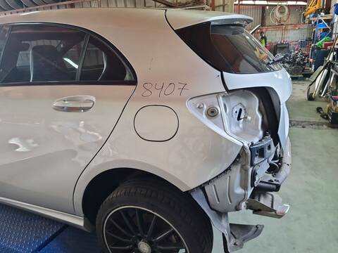 Aleta Trasera Izquierda Mercedes Clase A 140 A 200 CDI - D 176.008) 136CV 100KW