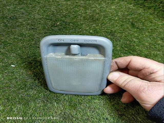 Foto 3ª: Luz Interior Toyota Land Cruiser 3.0 D KDJ90 GX 3P [1KD-FTV] (2002)