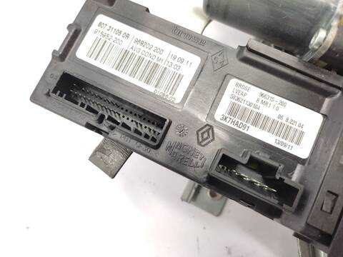 Foto 3ª: Elevalunas Eléctrico Delantero Izquierdo Renault Scenic 1.6 DCI JZ00 JZ12) 130CV 96KW GRANDI JZ0/1_) [R9M402] (2011)