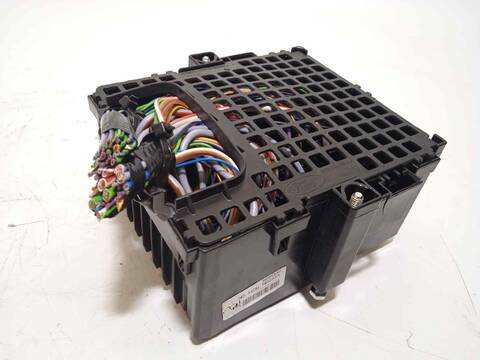 Foto 3ª: Caja Reles Fusibles Ford Transit TREND 100CV 74KW [XXCA] (2020)