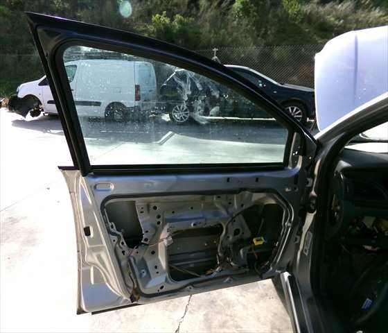 Foto 2ª: Puerta Delantera Izquierda Citroen C5 2.2 HDI 2004-2008 [4HX] (2005)