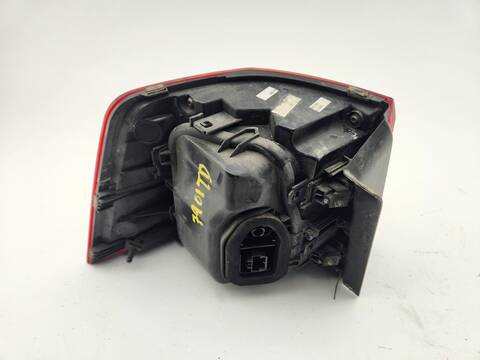 Foto 4ª: Piloto Trasero Derecho Seat Alhambra STYLE ADVANCED 184CV 135KW [DFMA] (2016)