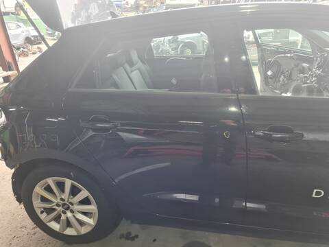 Puerta Trasera Derecha Audi A1 25 TFSI BASICO 95CV 70KW
