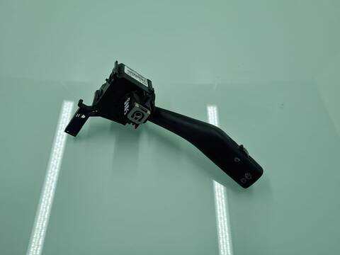 Mando Multifuncion Volkswagen Golf 1.9 TDI BERLINA 105CV 77KW