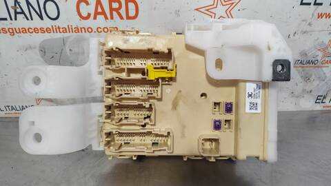 Foto 3ª: Caja Reles Fusibles Toyota Auris HYBRID ACTIVE BUSINESS PLUS 136CV 100KW