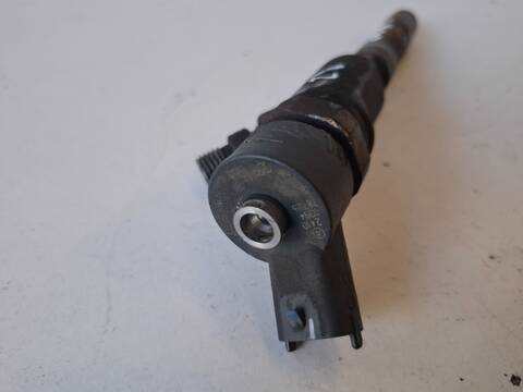 Foto 2ª: Inyectores Toyota Auris 1NDTV (2007)