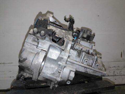 Foto 2ª: Caja Cambios Nissan Primera ACENTA 2.2 16V TD CAT 139CV (2001)