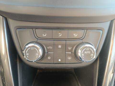 Mando Climatizador Opel Zafira B16DTH