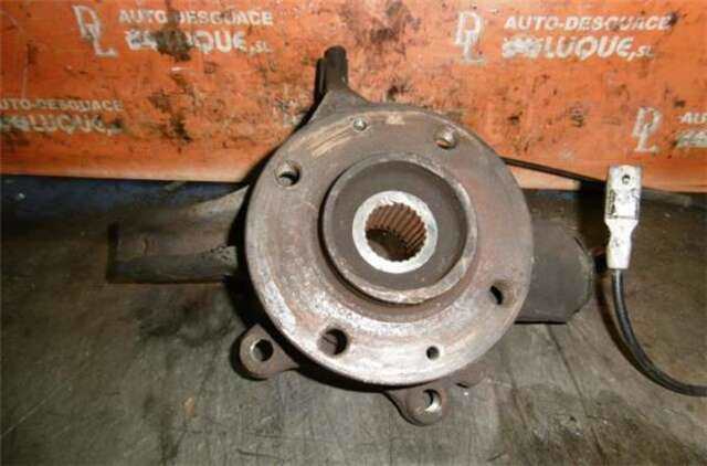 Mangueta Delantera Izquierda Peugeot 307 2.0 HDI 110