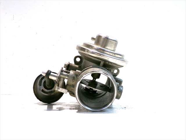 Foto 3ª: Caja Mariposa Volkswagen Polo 1.9 TDI [ATD] (2003)