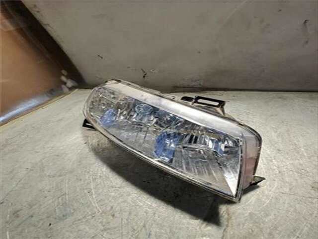 Foto 2ª: Faro Derecho Fiat Stilo 1.9 MULTIJET 120 STING [1.9 LTR. - 88 KW 8V JTD CAT (939A1000 - 192A8000)]