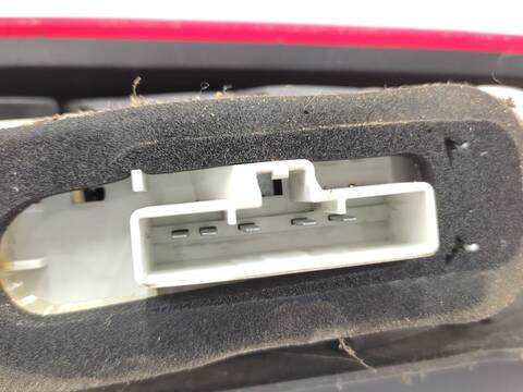 Foto 3ª: Piloto Trasero Derecho Ford Focus 1.8 TDCI TURNIER 115CV 85KW [KKDA] (2008)