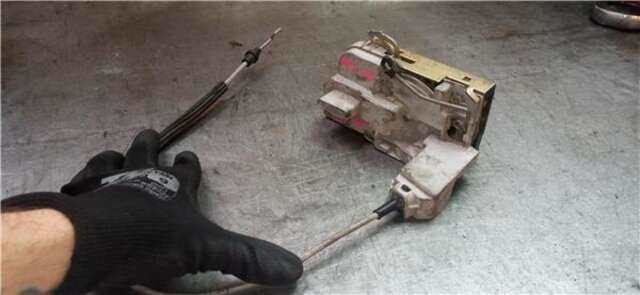 Cerradura Puerta Delantera Izquierda Peugeot 307 2.0 16V