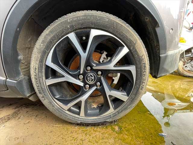 Foto 4ª: LLanta Aleacion Toyota CHR 1.8 G HYBRID [2ZR] (2019)