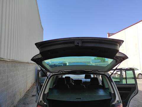 Portón Volkswagen Touran BKD