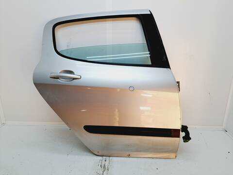 Puerta Trasera Derecha Peugeot 308 CONFORT 90CV 66KW
