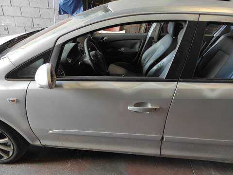 Puerta Delantera Izquierda Opel Corsa Z13DTJ