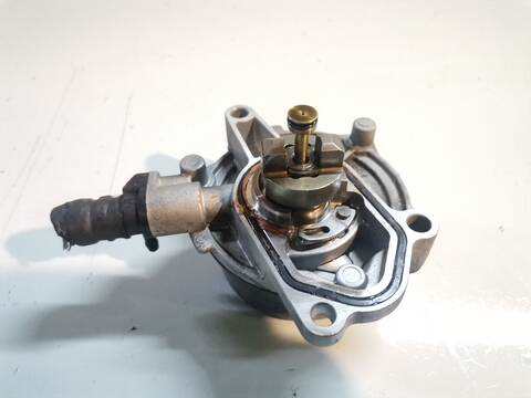 Foto 3ª: Depresor Freno Bomba Vacio Hyundai i30 CLASSIC 1.6 CRDI CAT 1582 CM3) 116CV (2011)