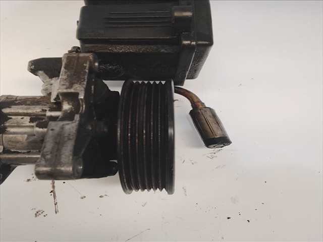 Bomba de Direccion Mercedes Clase CLK 320 3.2 GASOLINA 2830CHM