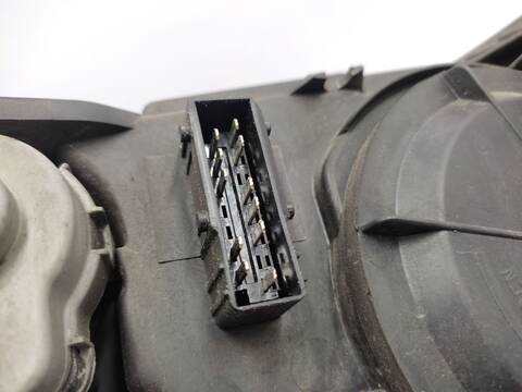 Foto 3ª: Faro Derecho Citroen C5 2.0 16V RWRFJC RWRFJF) 140CV 103KW [RHF] (2008)