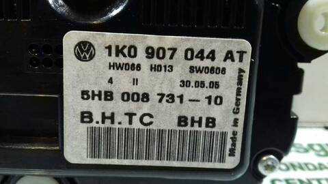 Foto 3ª: Mando Climatizador Volkswagen Jetta ADVANCE 105CV 77KW [BKC] (2005)