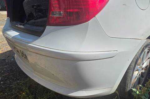 Foto 3ª: Paragolpes Trasero Bmw Serie 1 118 2.0 D (2004)