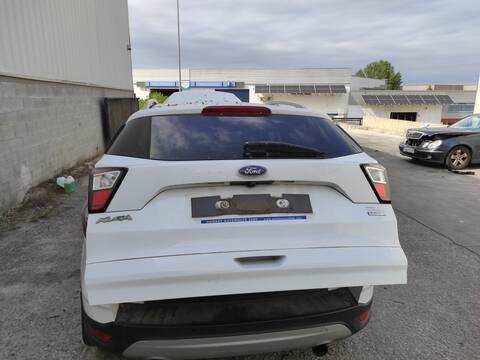 Portón Ford Kuga M8MD