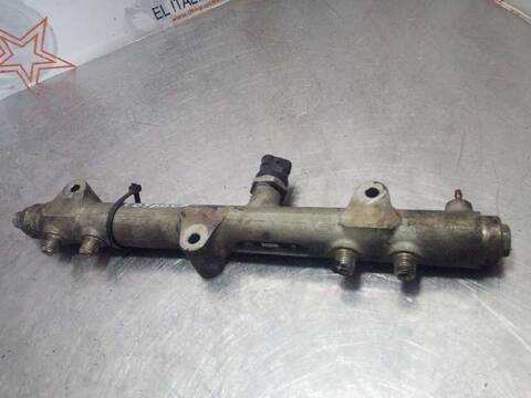 Foto 2ª: Rampa Inyectora Chrysler Voyager 2.5 CRD CAT 141CV 105KW (2001)