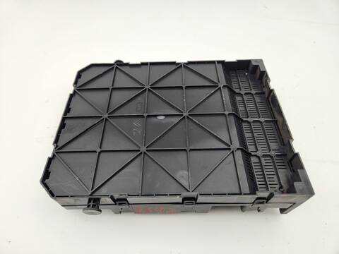 Foto 2ª: Caja Reles Fusibles Peugeot 207 URBAN 68CV 50KW [8HZ] (2007)