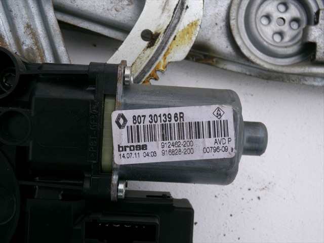 Foto 2ª: Elevalunas Eléctrico Delantero Derecho Renault Megane 1.5 DCI RANCHERA, 2008-2013 [K9KJ8] (2011)