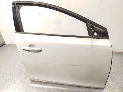 Foto 3ª: Puerta Delantera Derecha Volvo V40 D2 HATCHBACK 120CV 88KW [D4204T8] (2018)