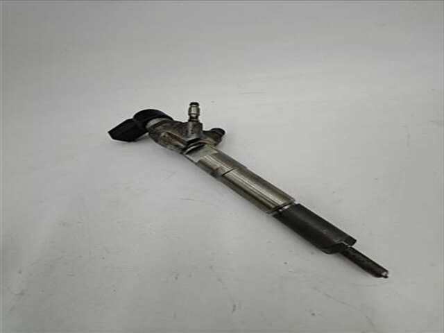 Foto 3ª: Inyectores Mercedes Clase A 140 1.5 A 180 CDI - D BLUEEFFICIENCY (176.012) [1.5 LTR. - 80 KW CDI CAT]