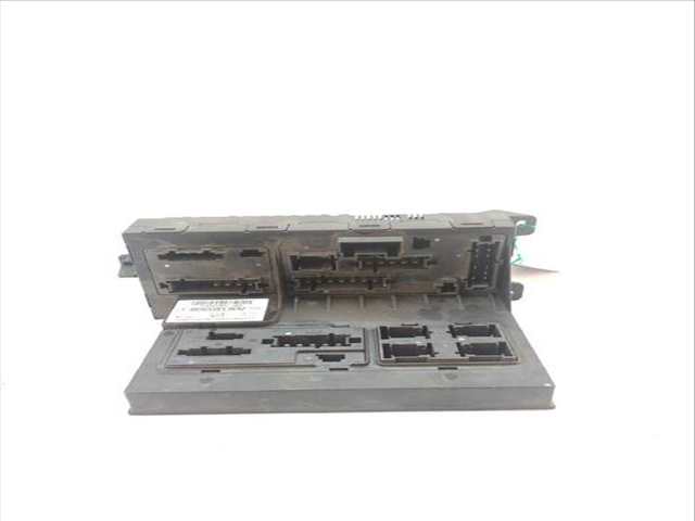 Caja Reles Fusibles Mercedes Clase E 180 E 280 CDI 211.023)