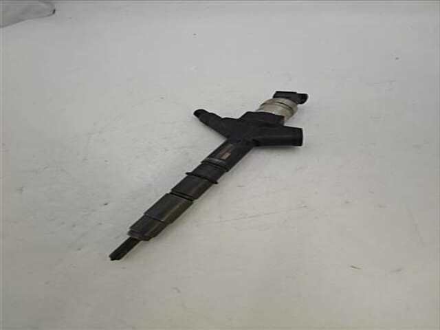 Foto 3ª: Inyectores Nissan Navara 2.5 DOBLE CAB LE 4X4 [2.5 LTR. - 126 KW DCI DIESEL CAT]