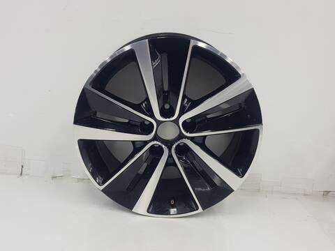 Foto 3ª: LLanta Aleacion Mercedes Clase T 160 160 STANDARD 420.853)