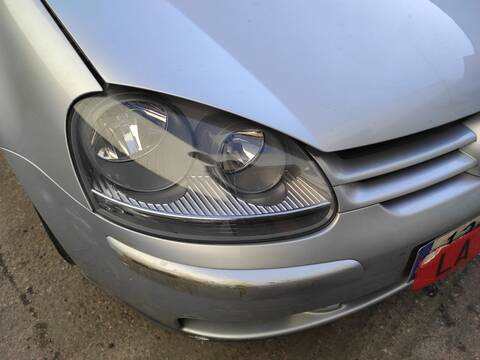 Faro Derecho Volkswagen Golf BKC