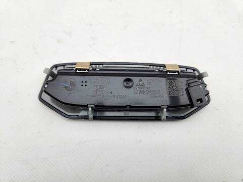 Foto 2ª: Luz Interior Bmw Serie 3 315 330D XDRIVE SPORT LINE 4P) BERLINA 265CV [B57D30A] (2022)