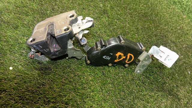 Foto 3ª: Cerradura Puerta Delantera Derecha Toyota 4 Runner 3.0 T DIESEL (1993)