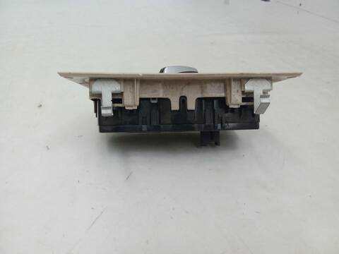 Foto 3ª: Mando Luces Bmw Serie 3 318 2.0 D 150CV 110KW F30 F80) [B47 D20 A] (2016)