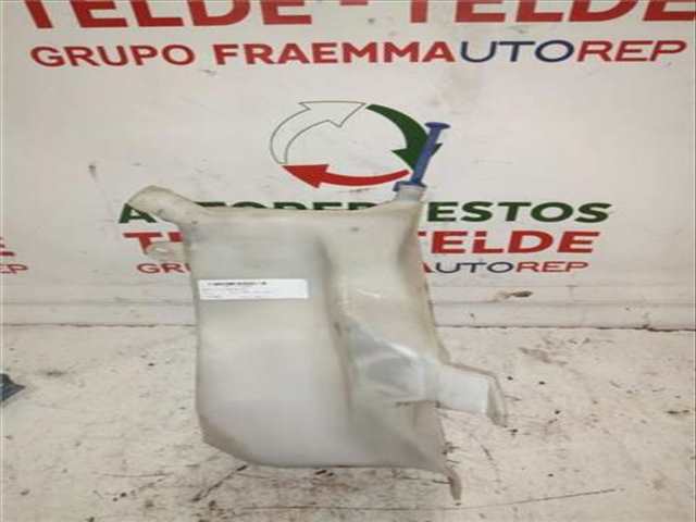 Deposito Limpiaparabrisas Toyota Rav4 2.0